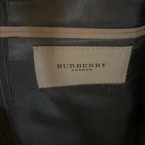 Burberry Gray Pinstripe Suit Jacket Size 54R - Picture 10 of 10